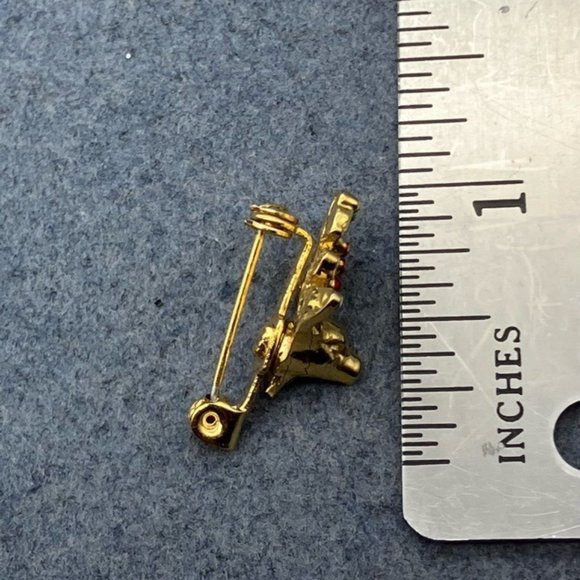 Christmas Pin Brooch Reindeer Head Gold Holly Red Green Enamel Vintage - Picture 5 of 6